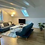 アパート Schoene, Helle Ferienwohnung In Mitte ! リューネン