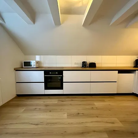 Apartment Schoene, Helle Ferienwohnung In Mitte ! *