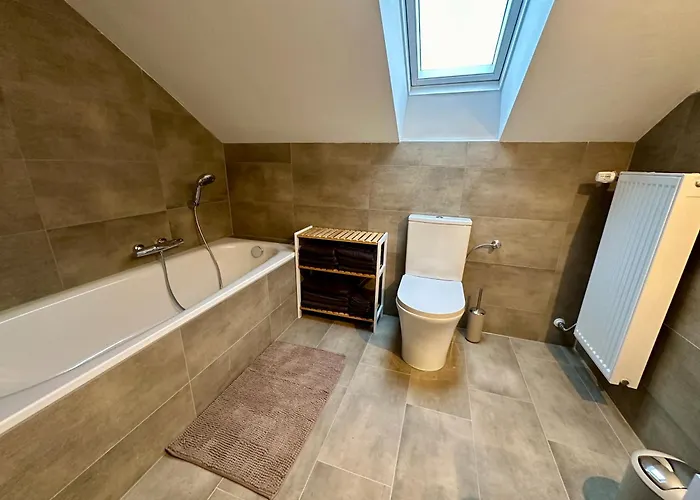 Schoene, Helle Ferienwohnung In Mitte !